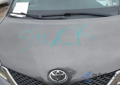 2015 Toyota Sienna Se 8 Passenger из США, поврежденный, VIN 5TDXK3DCXFS646389